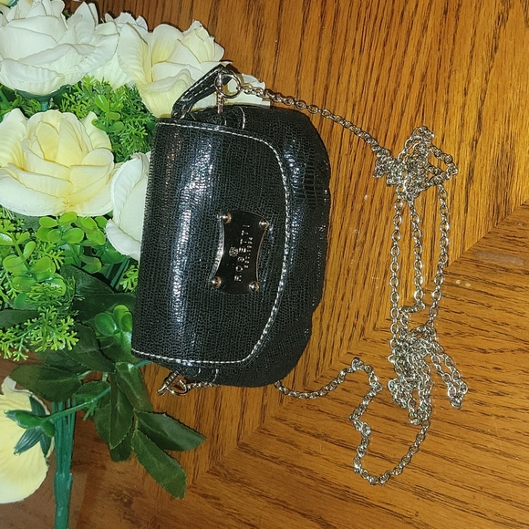 🎉HP🎉NWOT ROSETTI FORMAL BAG/WALLET - Picture 2 of 11